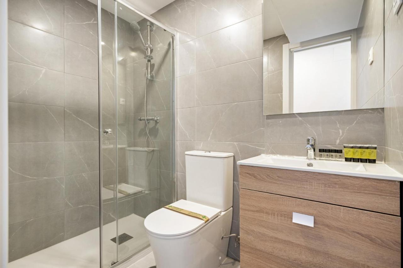 Apartamentos Reformados En Madrid Rio Exterior foto