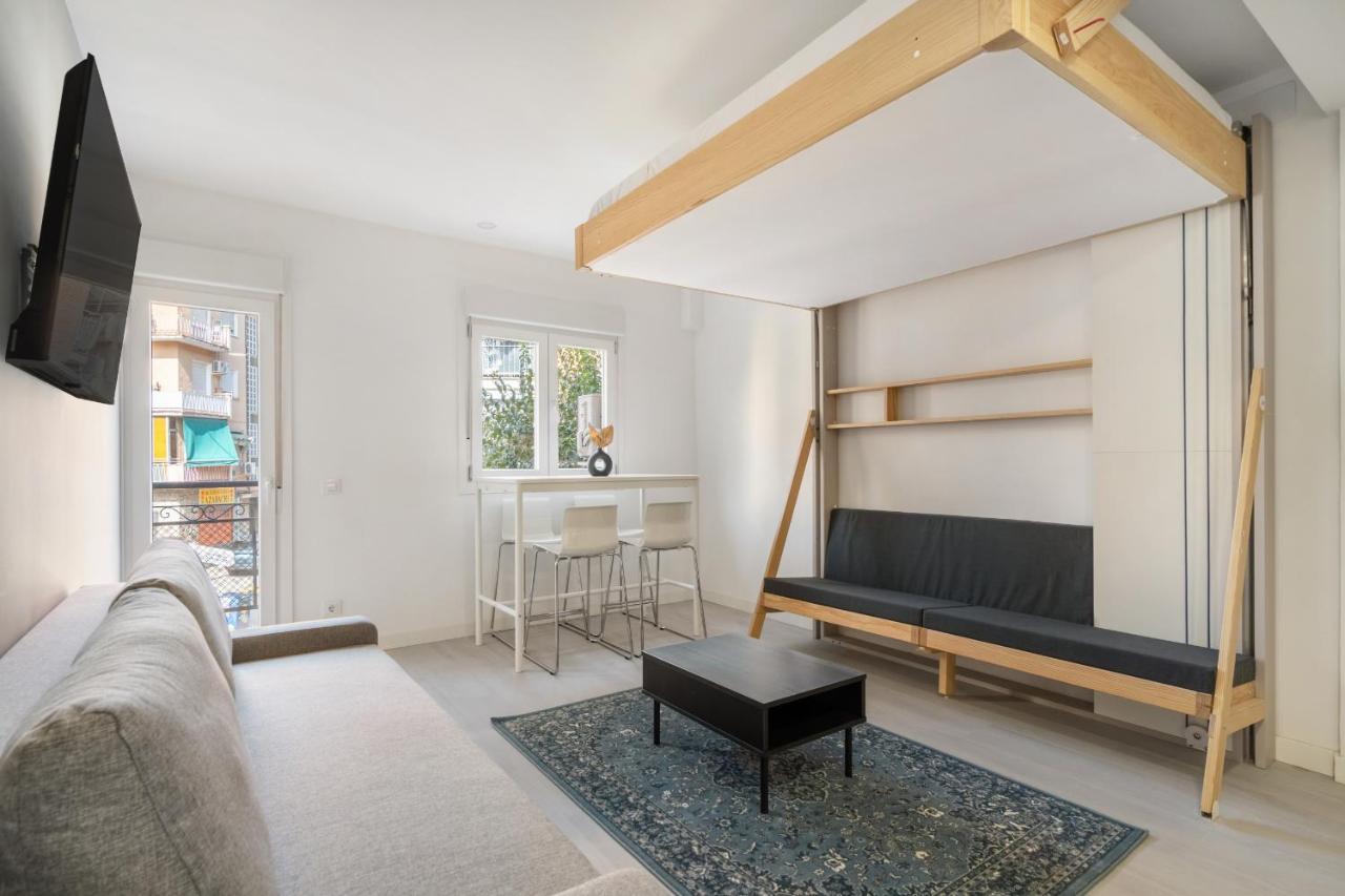 Apartamentos Reformados En Madrid Rio Exterior foto